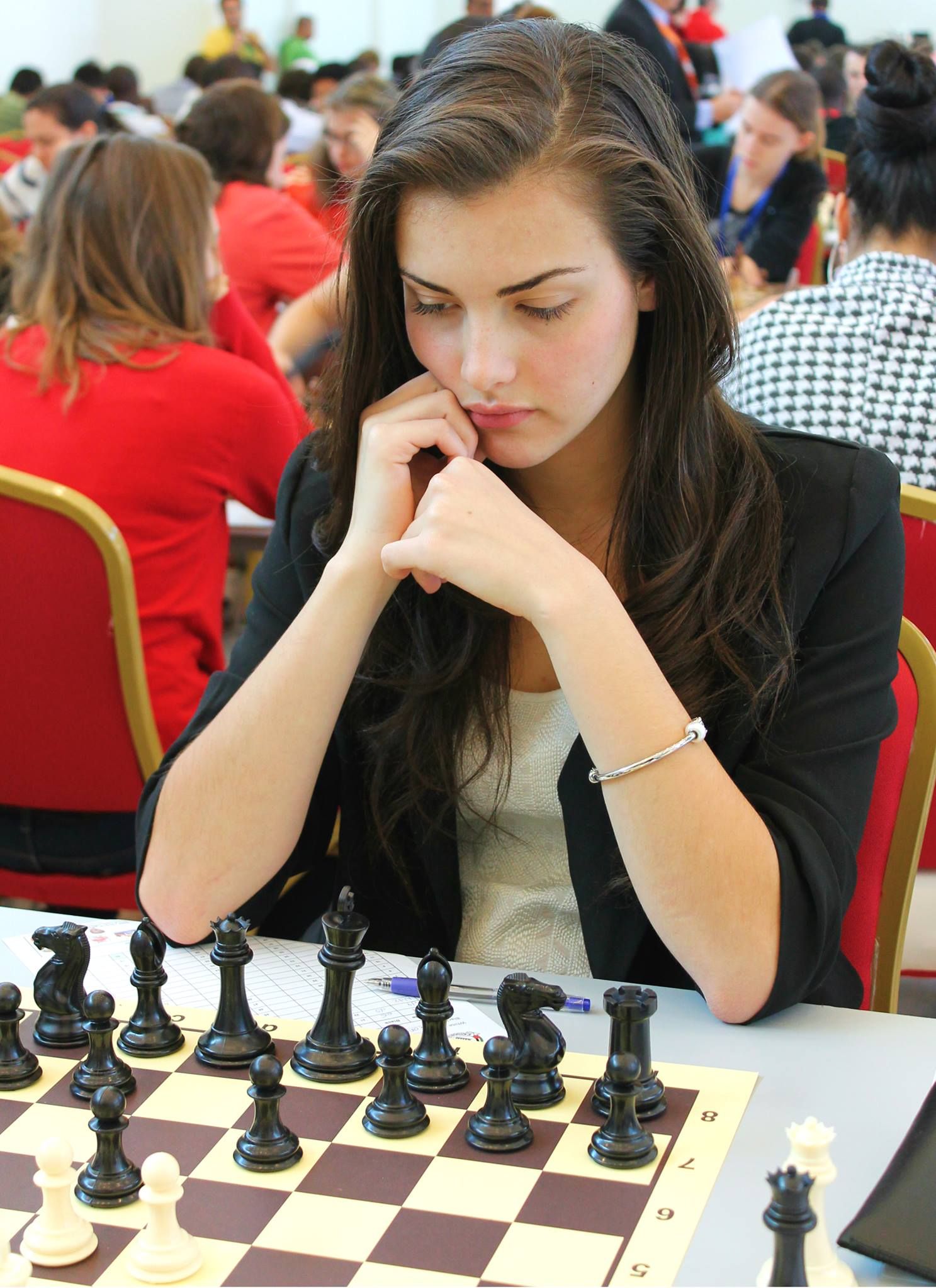 チェス女性棋士 Alexandra Botez