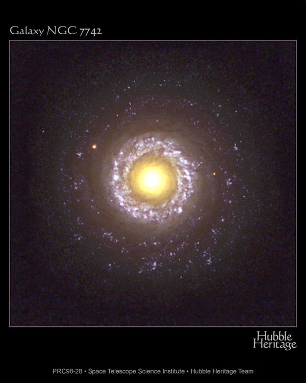 Q NGC7742